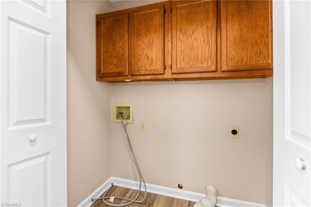 Stick/Site Built at 1013 Heatherstone Court, Winston-Salem NC 27104, Winston-Salem, photo 16 of 30