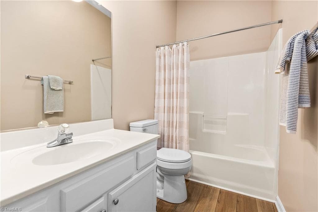 Stick/Site Built at 1013 Heatherstone Court, Winston-Salem NC 27104, Winston-Salem, photo 14 of 30