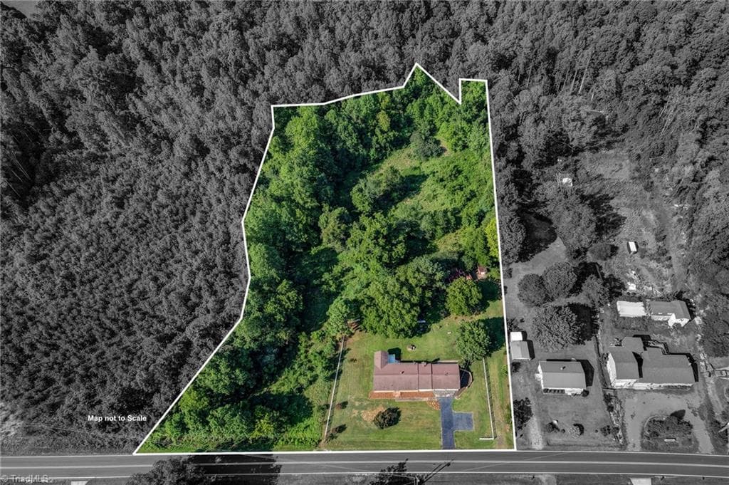 Stick/Site Built at 2036 Camp Springs Road, Reidsville NC 27320, Reidsville, photo 3 of 50