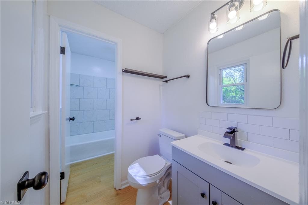 Stick/Site Built at 1674 Village Place, Winston-Salem NC 27127, photo 22 of 32