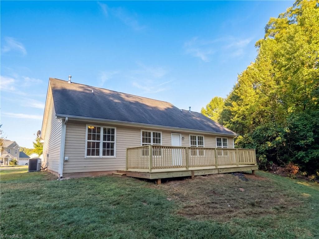 Stick/Site Built at 207 Hurston Way, Greensboro NC 27405, Greensboro, photo 5 of 40
