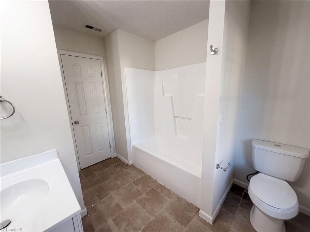 Stick/Site Built at 207 Hurston Way, Greensboro NC 27405, Greensboro, photo 31 of 40