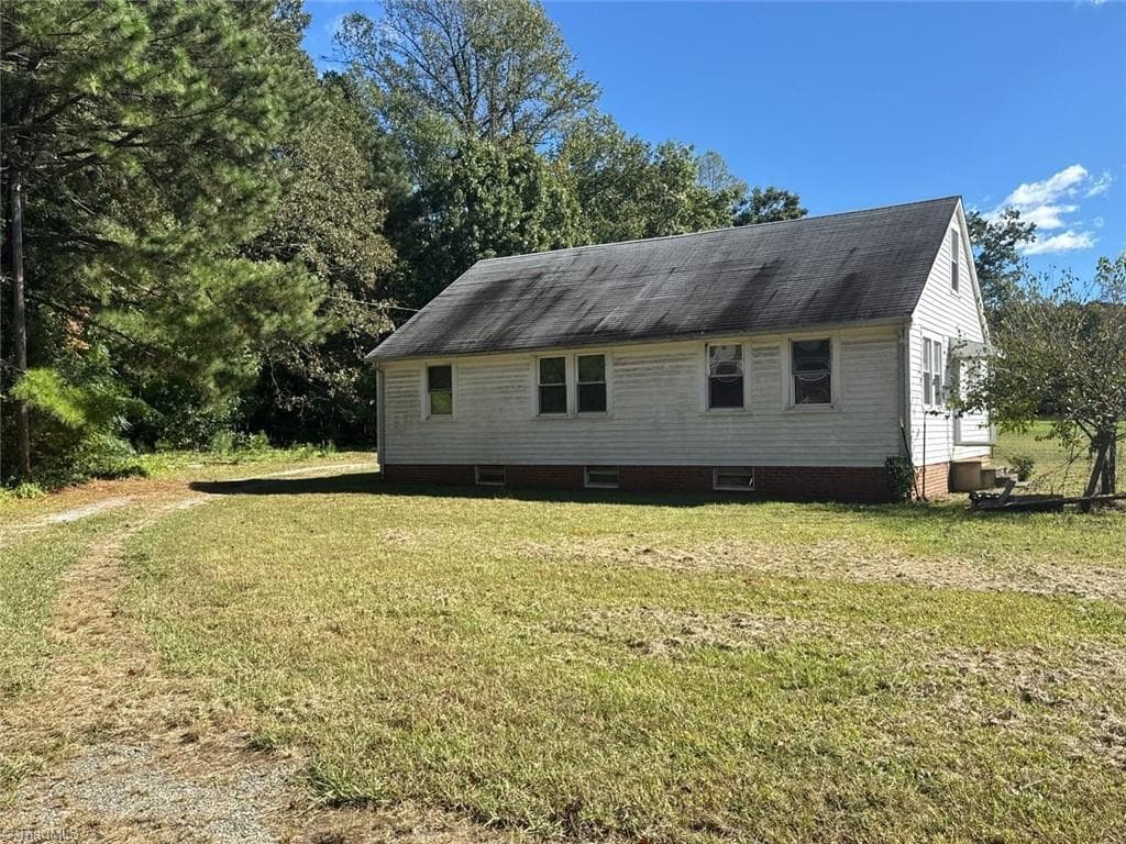 Stick/Site Built at 6511 Nc Highway 86 N, Hillsborough NC 27278, Hillsborough, photo 5 of 44