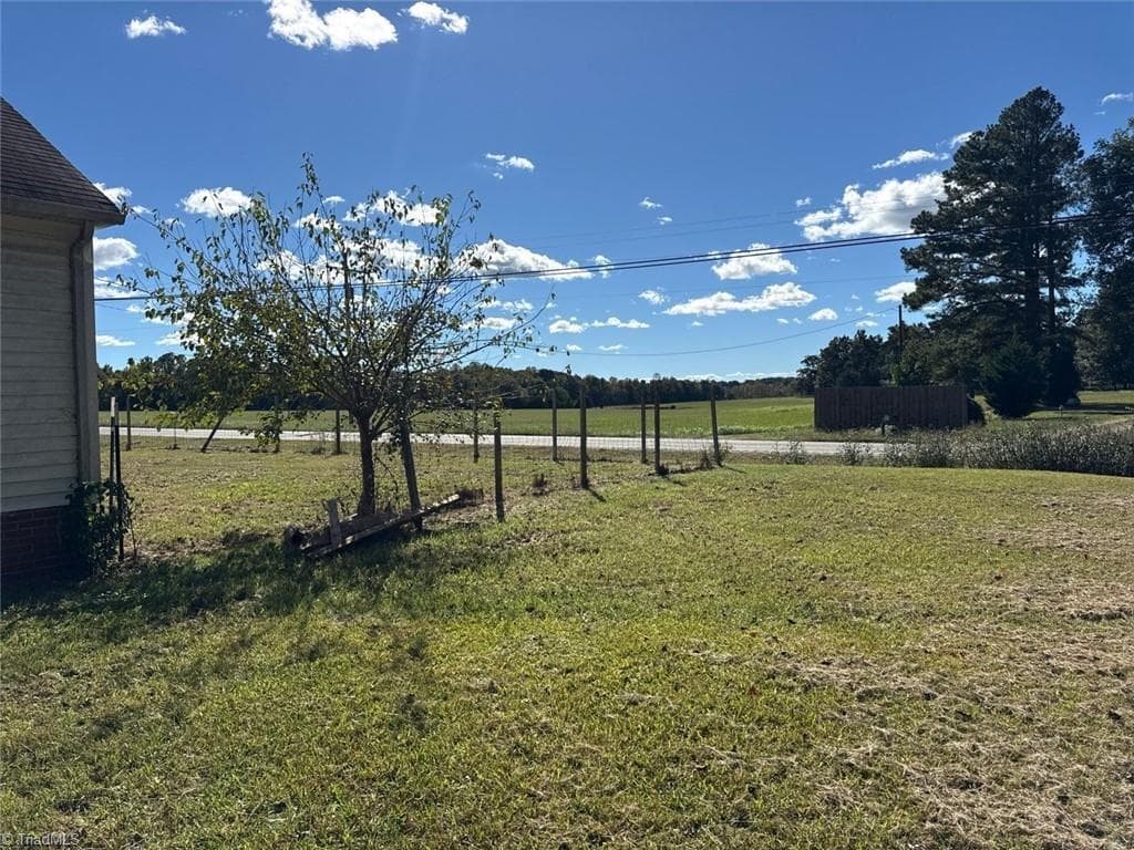 Stick/Site Built at 6511 Nc Highway 86 N, Hillsborough NC 27278, Hillsborough, photo 33 of 44