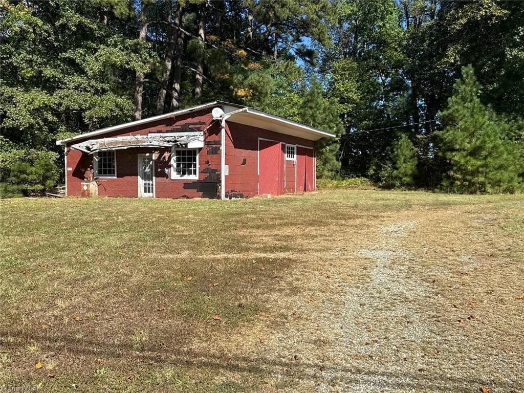 Stick/Site Built at 6511 Nc Highway 86 N, Hillsborough NC 27278, Hillsborough, photo 40 of 44