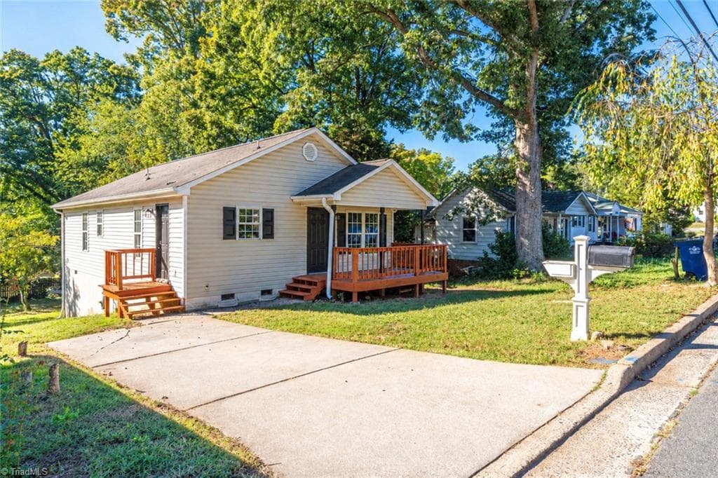 Stick/Site Built at 2822 Lomond Street, Winston-Salem NC 27127, Winston-Salem, photo 2 of 28