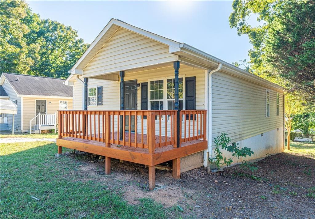 Stick/Site Built at 2822 Lomond Street, Winston-Salem NC 27127, Winston-Salem, photo 4 of 28