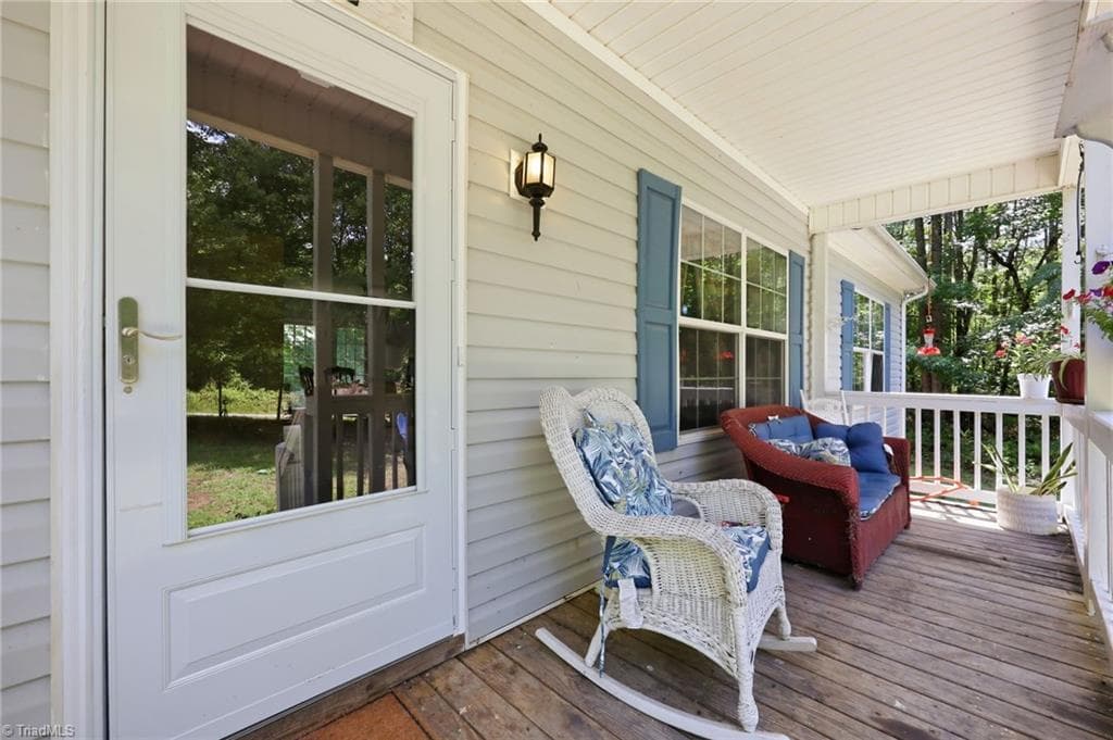 Manufactured Home at 212 Lakeview Drive, Pelham NC 27311, photo 19 of 22