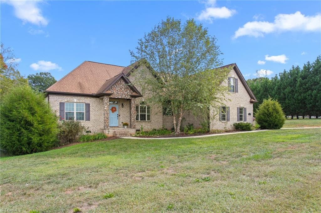 7505 Aspen Grove Drive, Belews Creek NC 27009