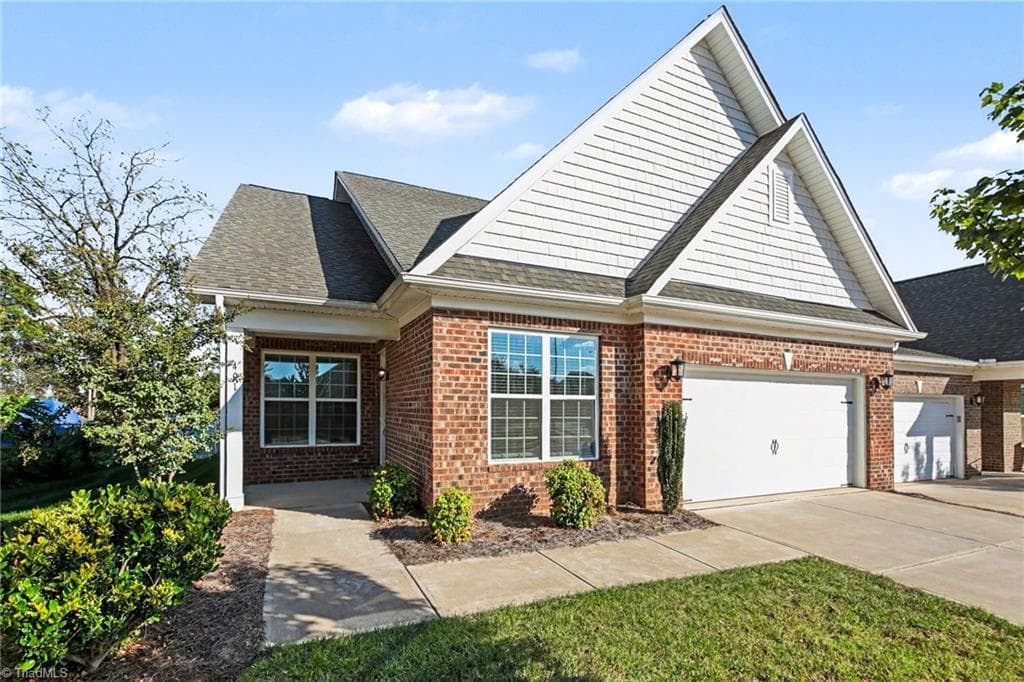 Stick/Site Built at 401 Mountain Grove Lane, Kernersville NC 27284, photo 2 of 41