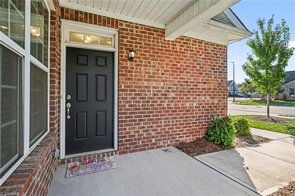 Stick/Site Built at 401 Mountain Grove Lane, Kernersville NC 27284, photo 6 of 41