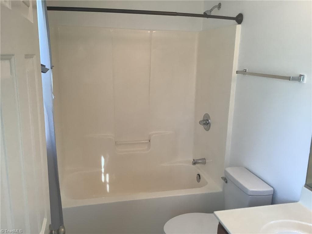 Stick/Site Built at 387 Walden Ridge Court, Winston-Salem NC 27127, Winston-Salem, photo 13 of 19