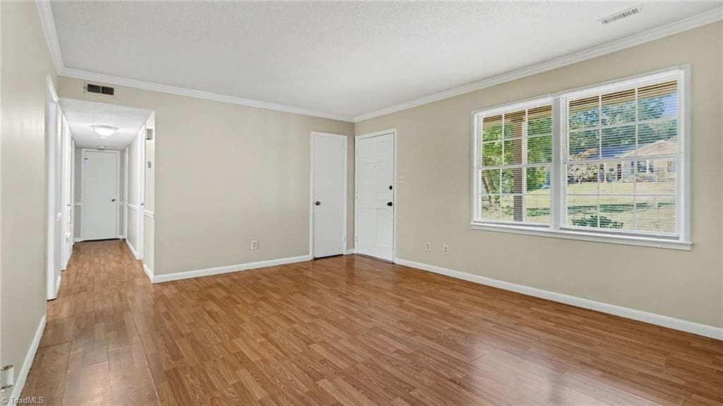 Stick/Site Built at 1035 Gales Avenue, Winston-Salem NC 27103, photo 4 of 19