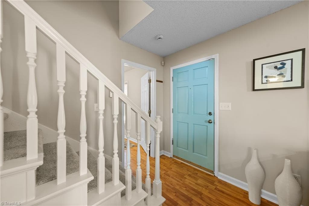 Stick/Site Built at 2737 Lyndhurst Avenue, Winston-Salem NC 27103, Winston-Salem, photo 3 of 36