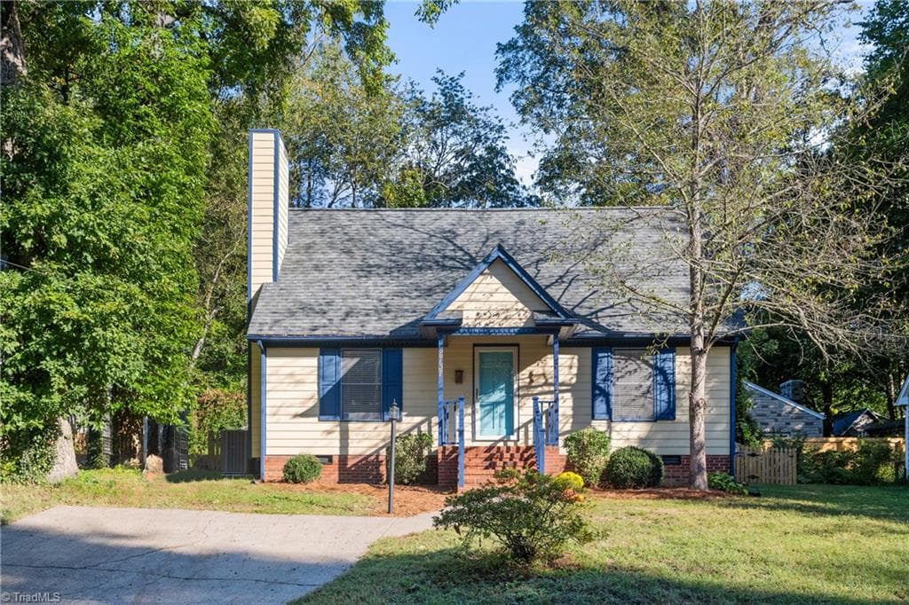 2737 Lyndhurst Avenue, Winston-Salem NC 27103
