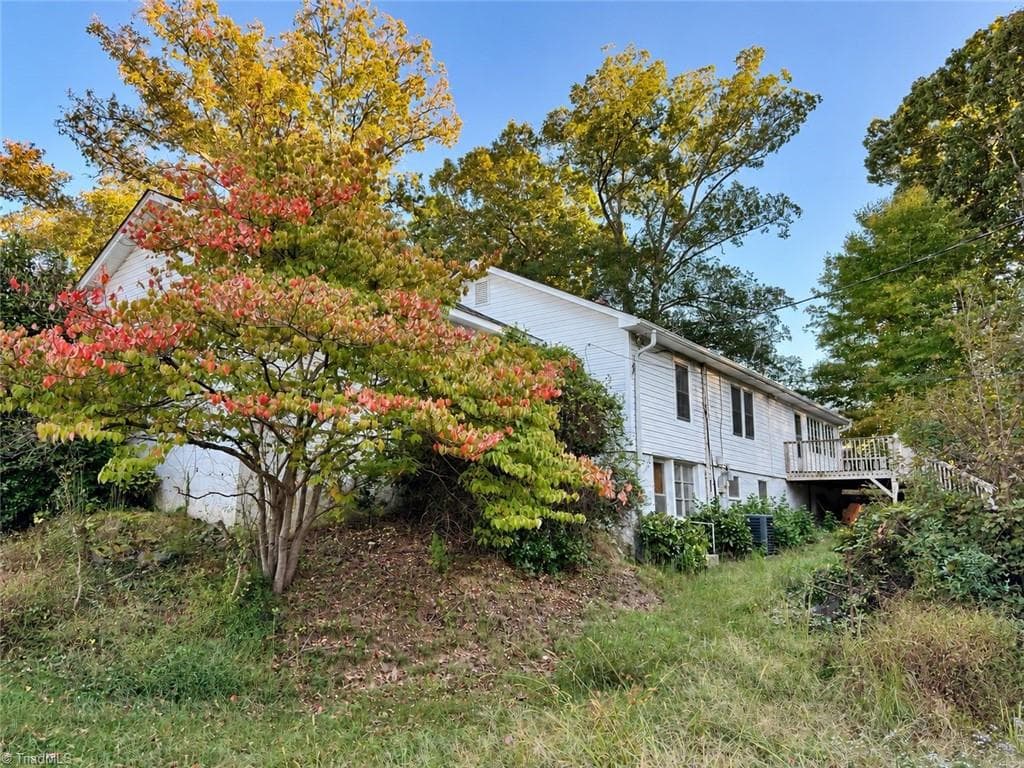 Stick/Site Built at 507 Pineywood Road, Thomasville NC 27360, photo 20 of 21