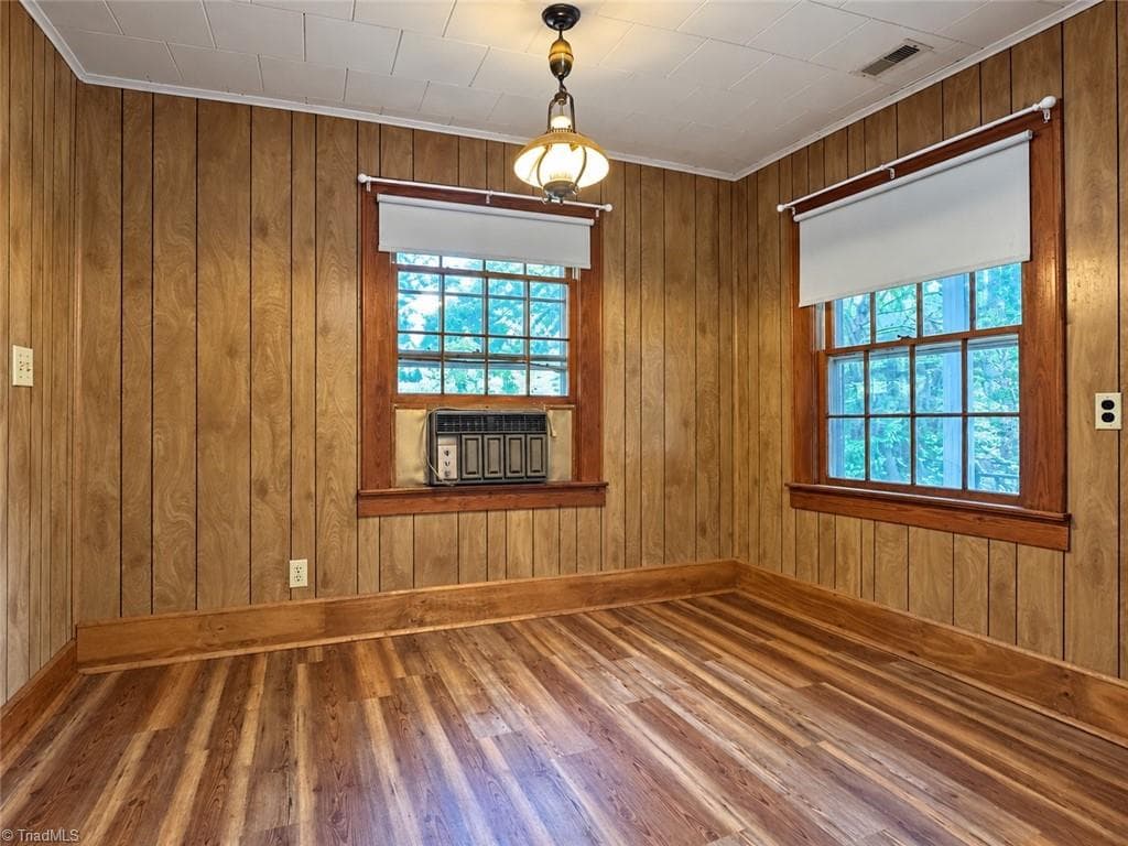 Stick/Site Built at 507 Pineywood Road, Thomasville NC 27360, photo 8 of 21