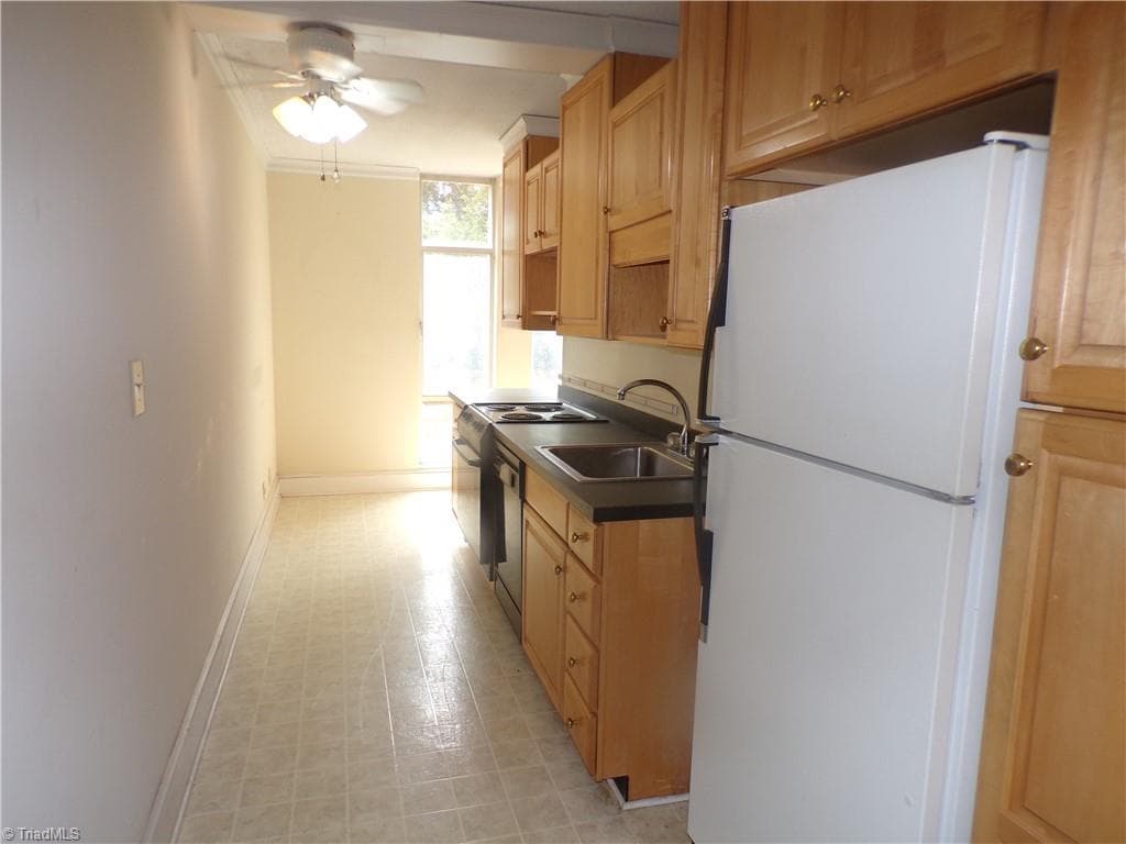 Stick/Site Built at 1101 N Elm Street # 201, Greensboro NC 27401, Greensboro, photo 4 of 13