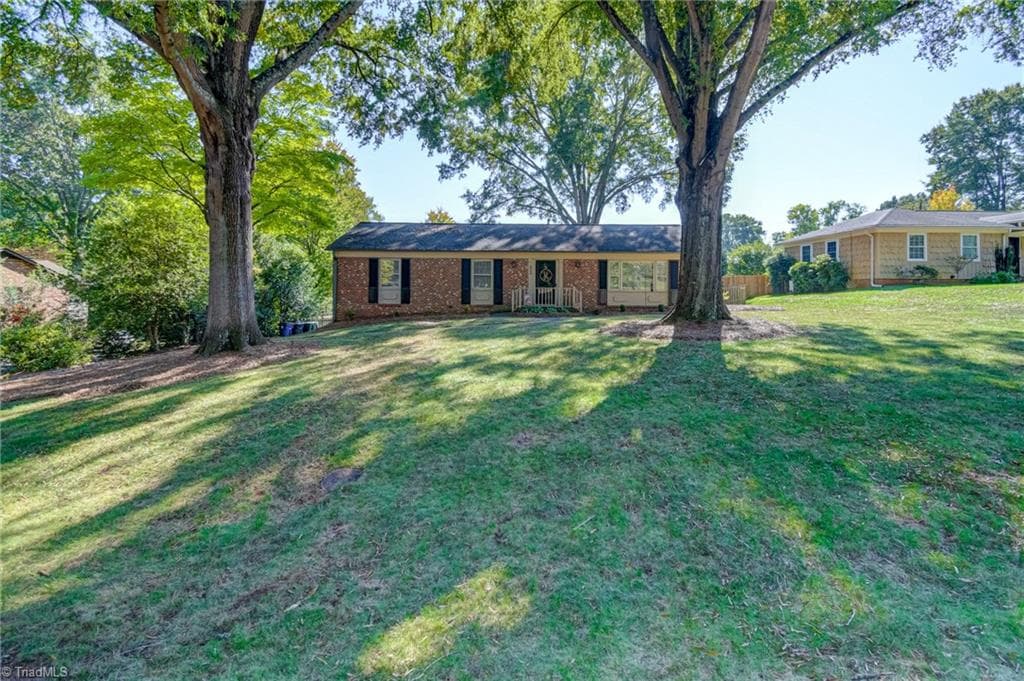 Stick/Site Built at 4840 Spilsby Lane, Winston-Salem NC 27104, Winston-Salem, photo 2 of 42