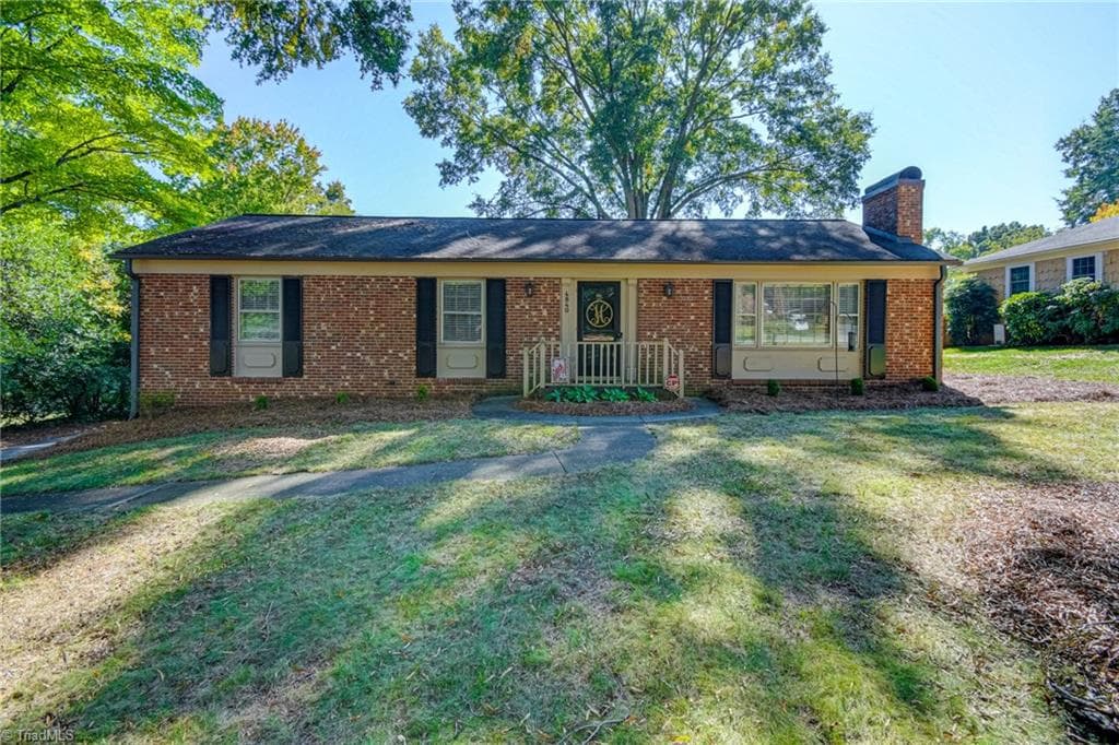 4840 Spilsby Lane, Winston-Salem NC 27104