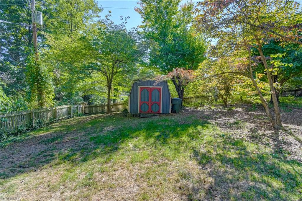Stick/Site Built at 4840 Spilsby Lane, Winston-Salem NC 27104, Winston-Salem, photo 39 of 42