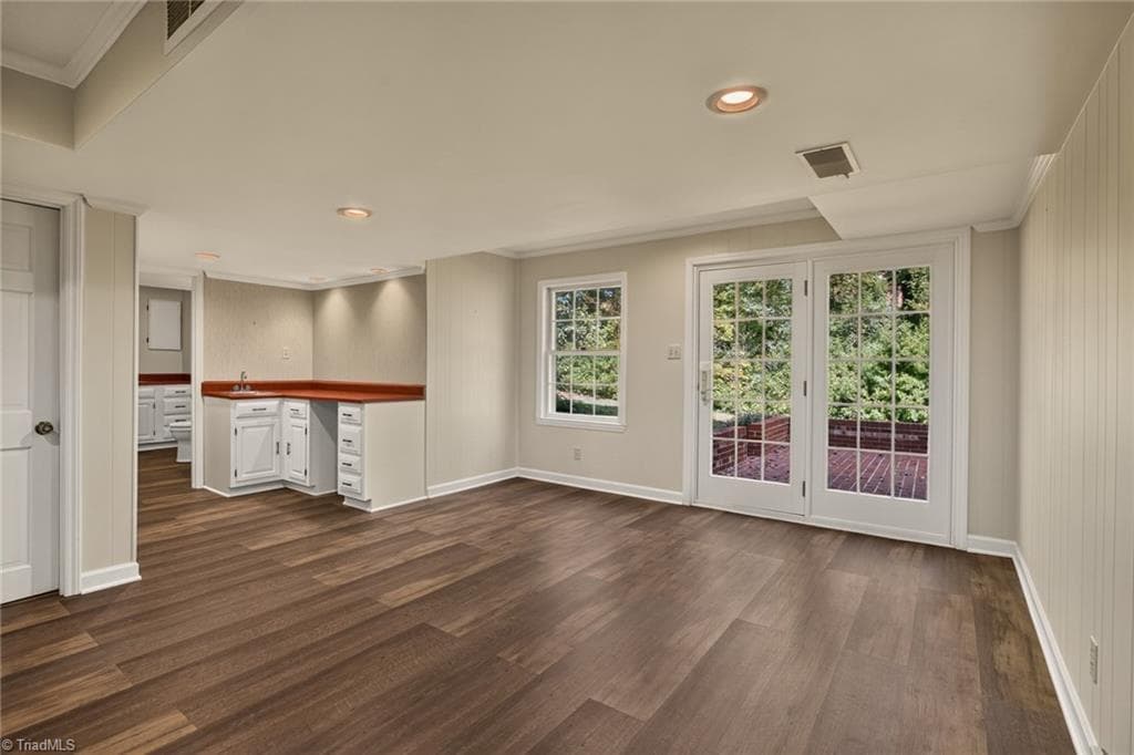 Stick/Site Built at 805 Chartwell Circle, Winston-Salem NC 27106, Winston-Salem, photo 33 of 43