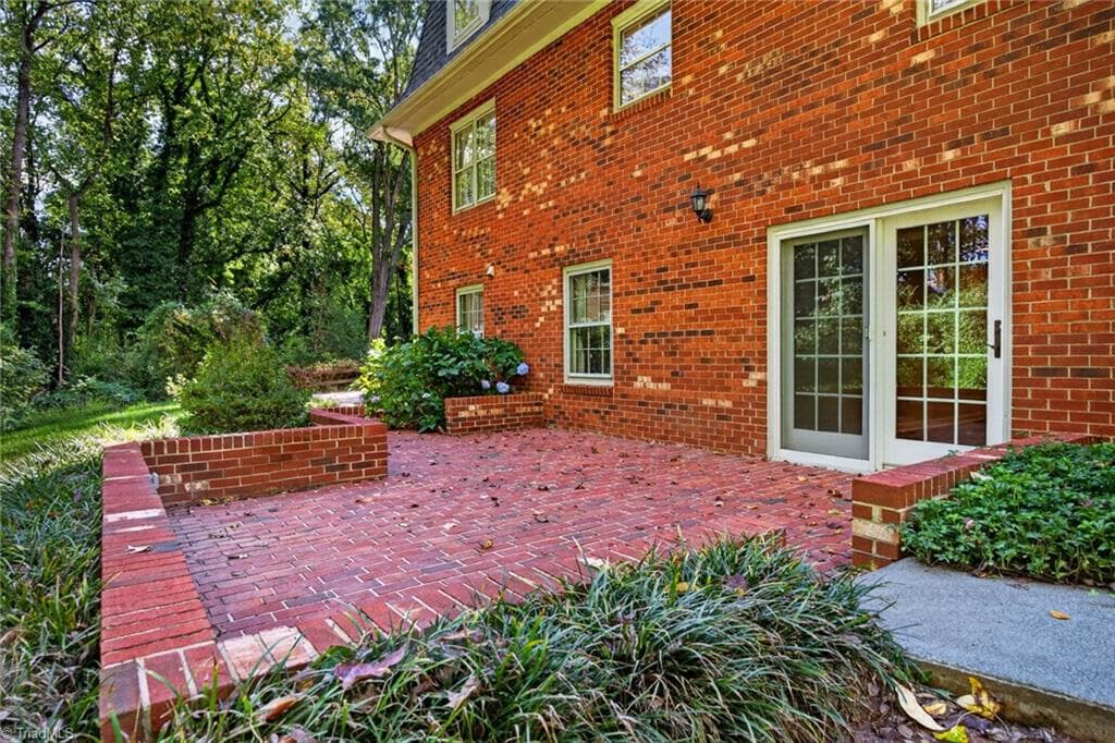 Stick/Site Built at 805 Chartwell Circle, Winston-Salem NC 27106, Winston-Salem, photo 39 of 43