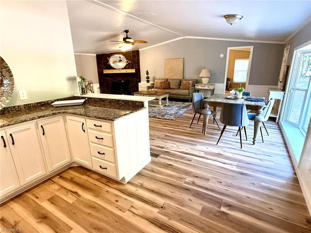 Manufactured Home at 169 Casa Bella Drive, Advance NC 27006, Advance, photo 5 of 26