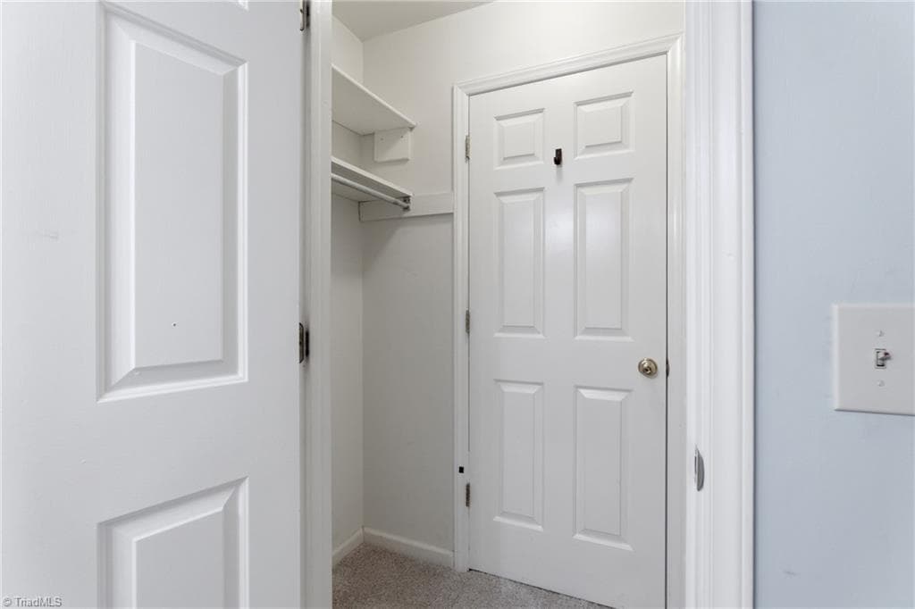 Stick/Site Built at 239 Oakwood Court, Winston-Salem NC 27103, Winston-Salem, photo 20 of 33