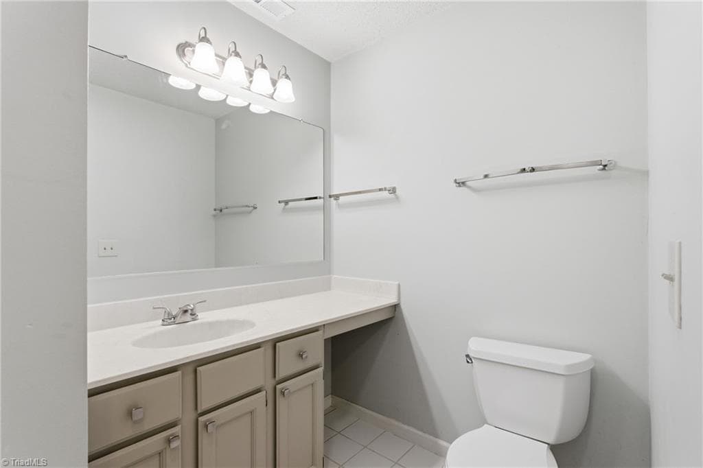 Stick/Site Built at 239 Oakwood Court, Winston-Salem NC 27103, Winston-Salem, photo 29 of 33