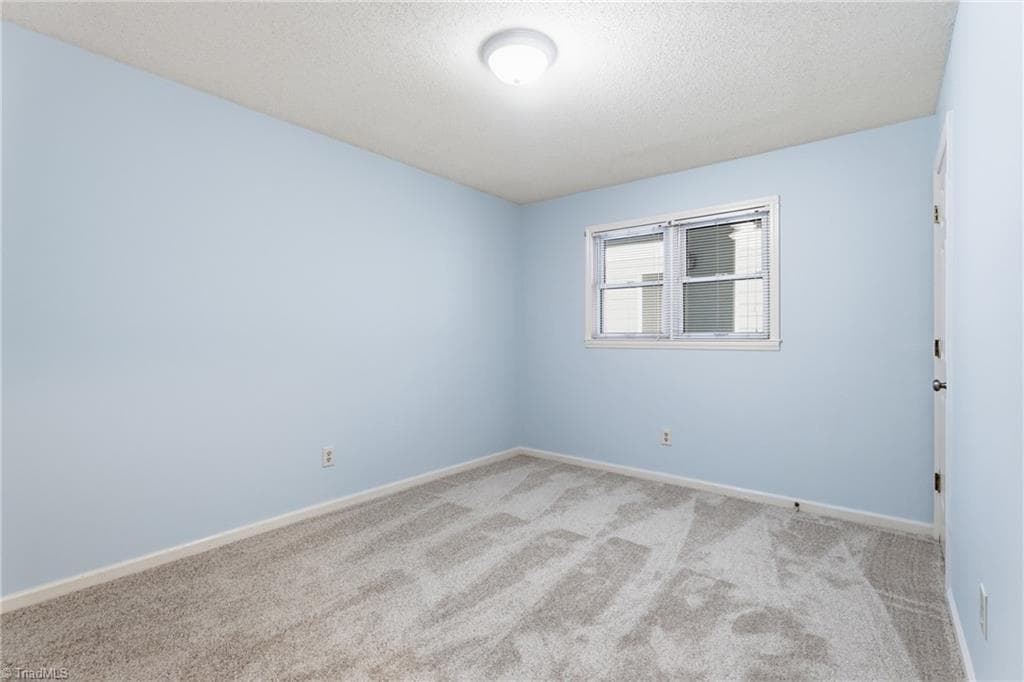 Stick/Site Built at 239 Oakwood Court, Winston-Salem NC 27103, Winston-Salem, photo 25 of 33