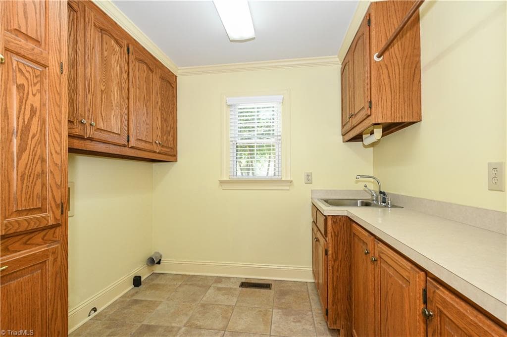 Stick/Site Built at 3406 Crosstimbers Drive, Greensboro NC 27410, photo 20 of 49