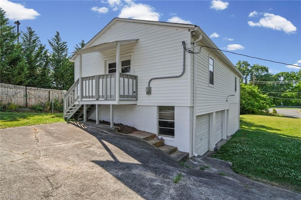 Stick/Site Built at 708 N Bostian Street, China Grove NC 28023, photo 6 of 25