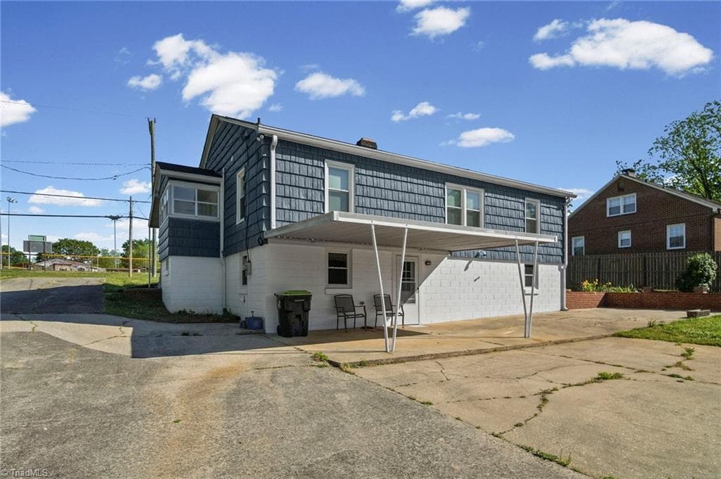 Stick/Site Built at 708 N Bostian Street, China Grove NC 28023, photo 5 of 25