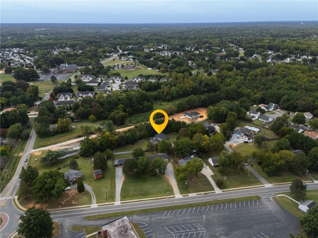 Stick/Site Built at 2095 Ardmore Court, Winston-Salem NC 27127, Winston-Salem, photo 44 of 45
