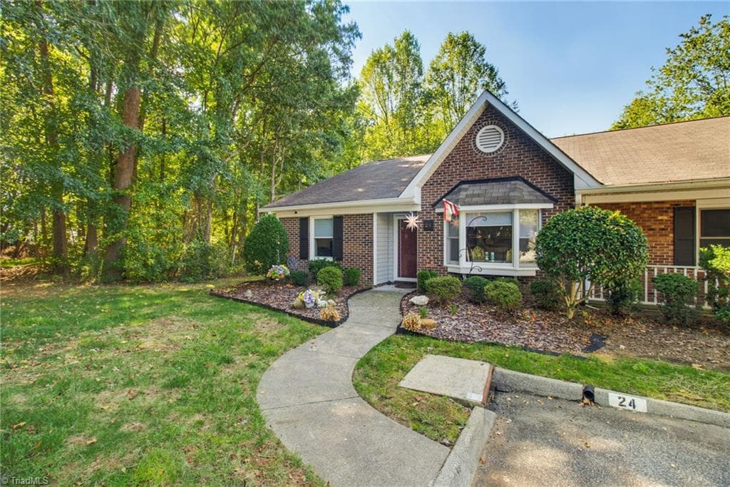 Stick/Site Built at 24 Collwood Court, Greensboro NC 27409, photo 2 of 28