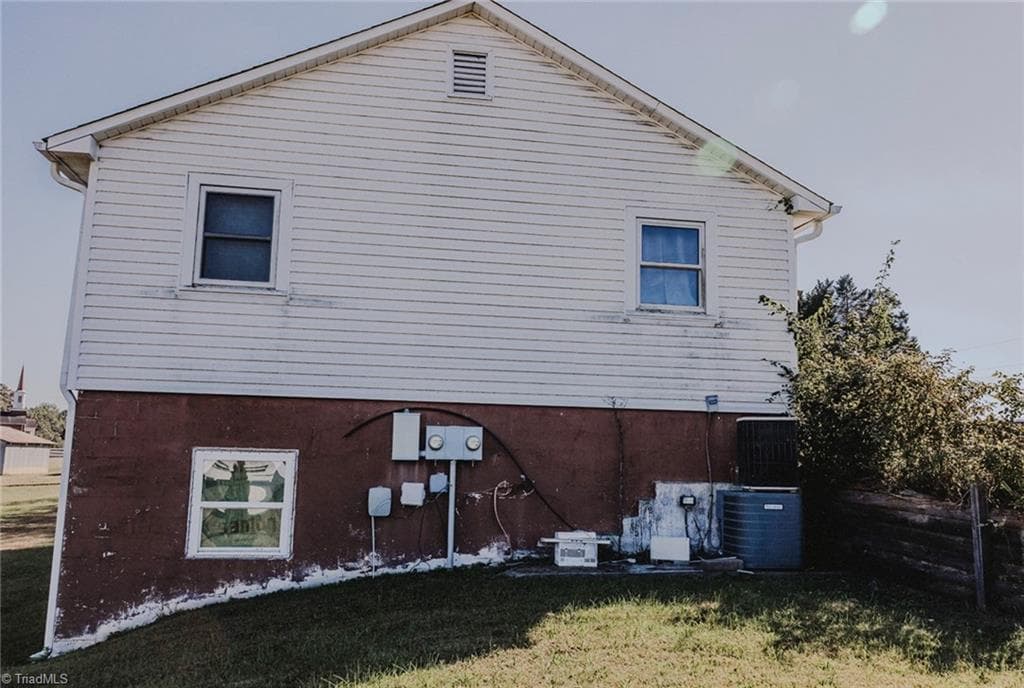 Stick/Site Built at 477 Pleasant Acre Drive, Mocksville NC 27028, Mocksville, photo 6 of 22