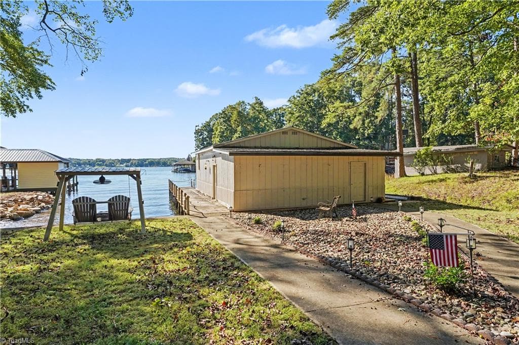 Stick/Site Built at 1041 Emerald Shores, Mount Gilead NC 27306, Mount Gilead, photo 38 of 49