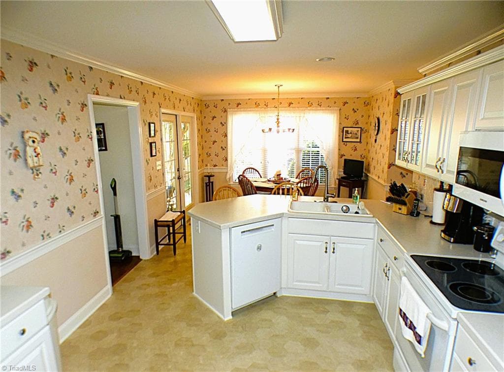 Stick/Site Built at 4480 Asbury Place Drive, Clemmons NC 27012, Clemmons, photo 9 of 33