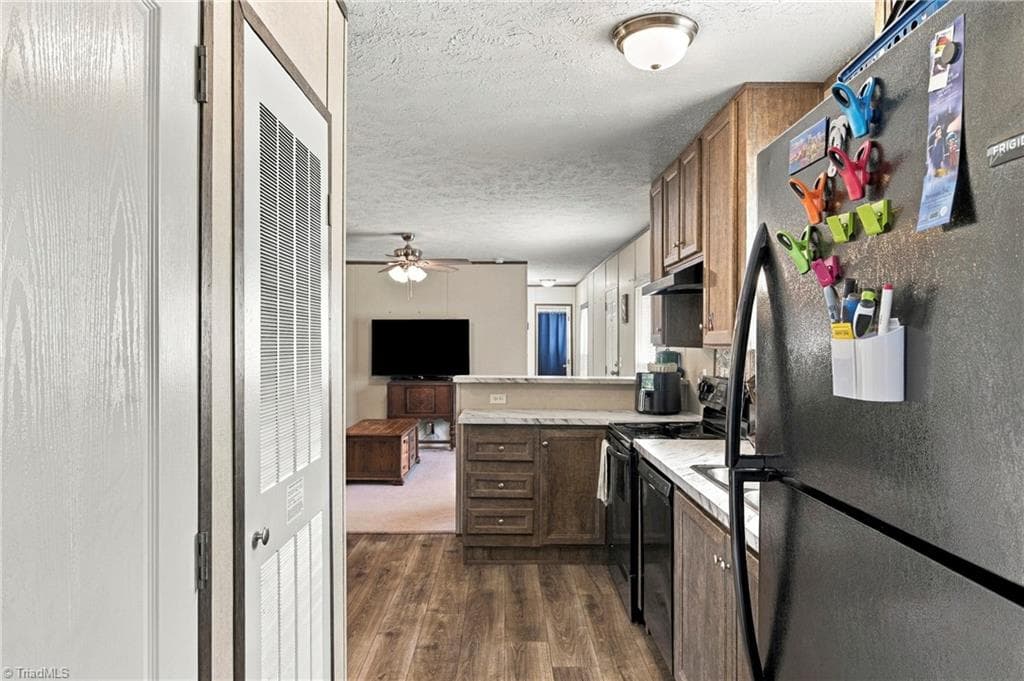 Manufactured Home at 10444 Park Springs Road, Ruffin NC 27326, Ruffin, photo 14 of 25