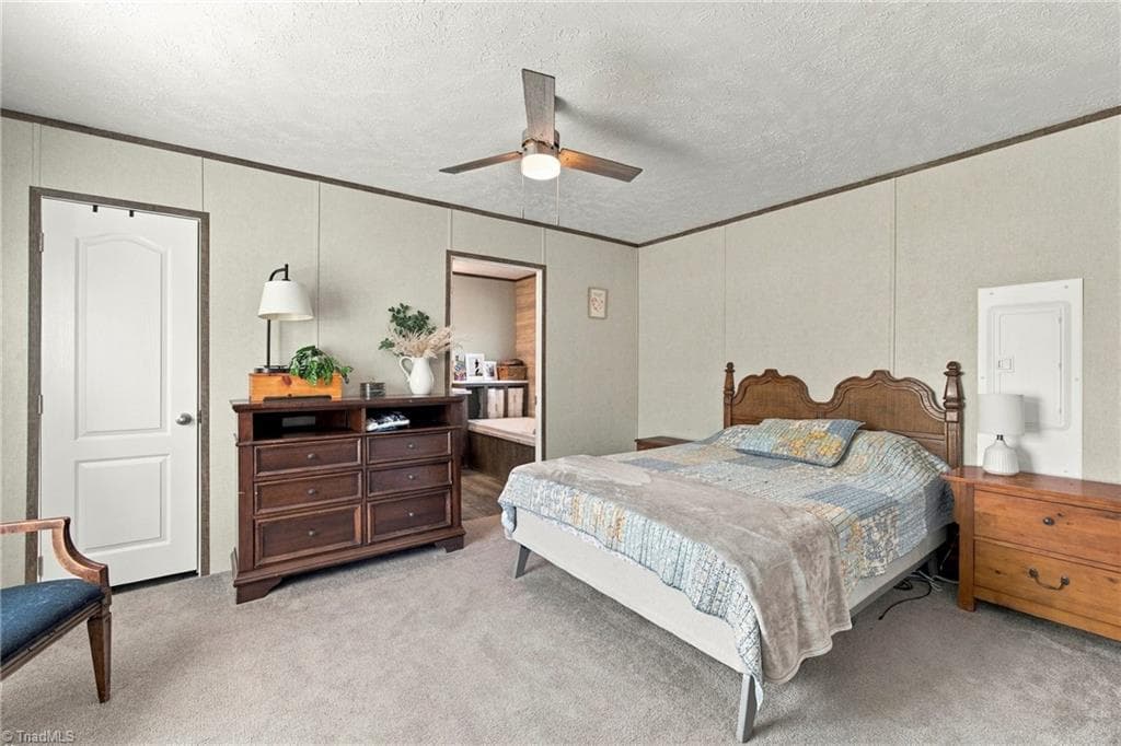 Manufactured Home at 10444 Park Springs Road, Ruffin NC 27326, Ruffin, photo 4 of 25