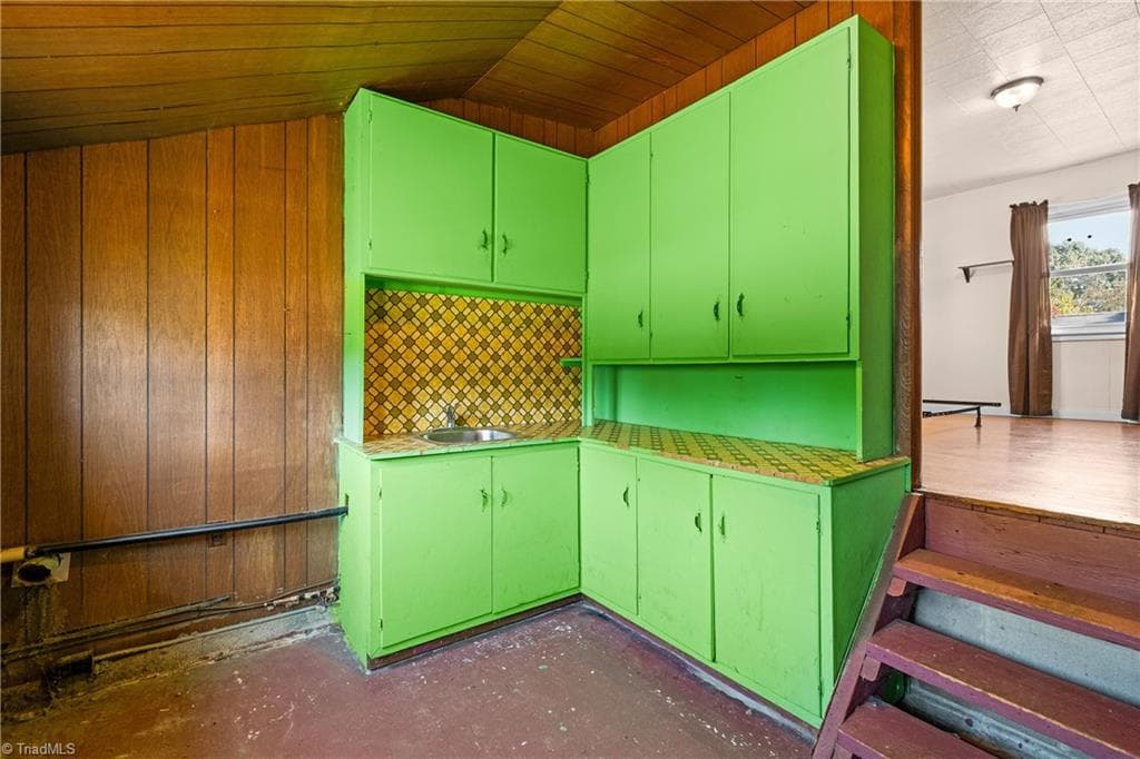 Stick/Site Built at 603 Efird Street, Winston-Salem NC 27105, Winston-Salem, photo 17 of 20