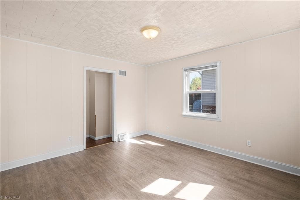 Stick/Site Built at 603 Efird Street, Winston-Salem NC 27105, Winston-Salem, photo 5 of 20