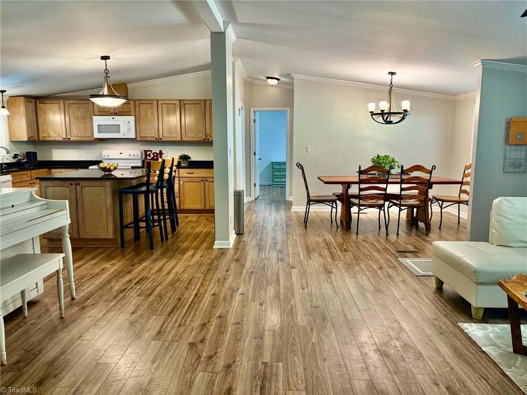 Manufactured Home at 275 Price Road, Moravian Falls NC 28654, photo 13 of 40