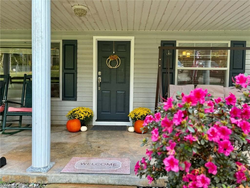 Manufactured Home at 275 Price Road, Moravian Falls NC 28654, photo 28 of 40
