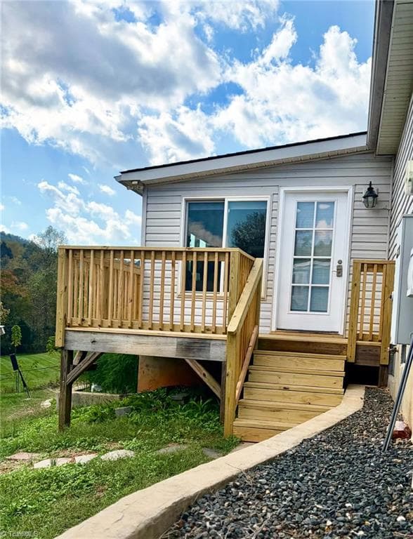 Manufactured Home at 275 Price Road, Moravian Falls NC 28654, photo 30 of 40