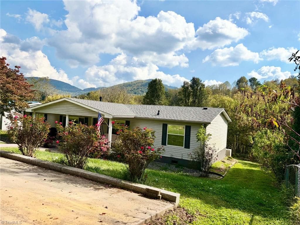 Manufactured Home at 275 Price Road, Moravian Falls NC 28654, photo 40 of 40