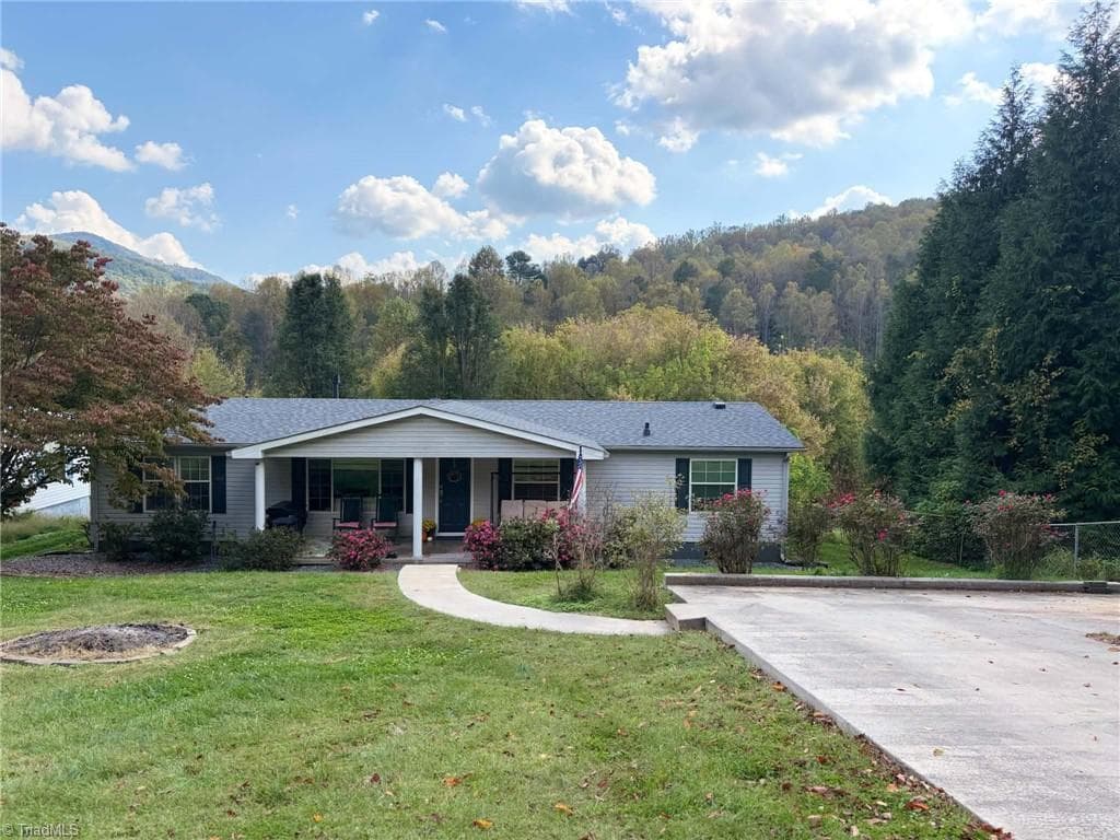 Manufactured Home at 275 Price Road, Moravian Falls NC 28654, photo 39 of 40