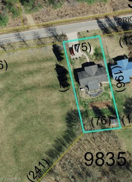 Manufactured Home at 275 Price Road, Moravian Falls NC 28654, photo 4 of 40