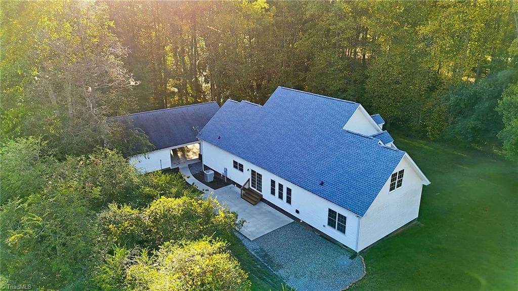 Modular at 151 Robertson Drive, Taylorsville NC 28681, Taylorsville, photo 36 of 45